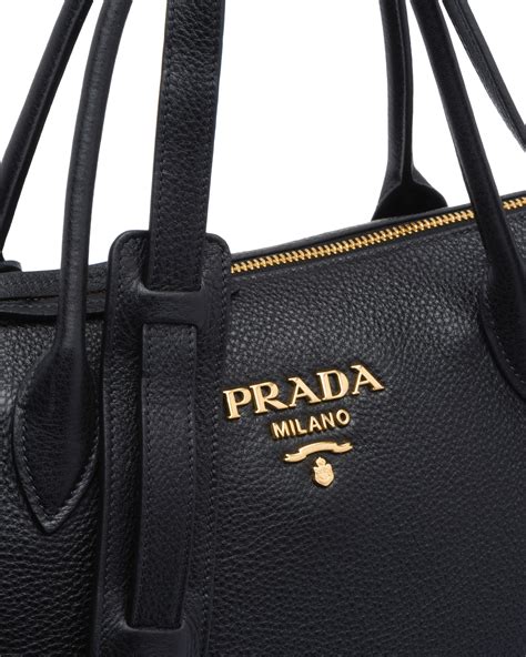 prada borsa pelle nera goffrata